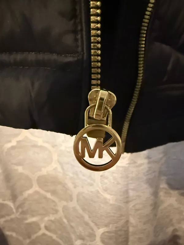 Michael Kors Vest Puffer Black Medium - Image 5