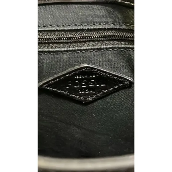 Fossil Emi Black Key Clasp Flap Pebbled Leather Crossbody Bag Bronze Accents - Image 8