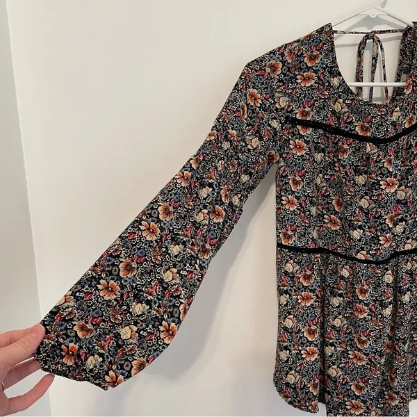 KNOX ROSE Smocked Floral Tie Back Top Black Etc Boho Long Sleeve Peasant Blouse - Image 10