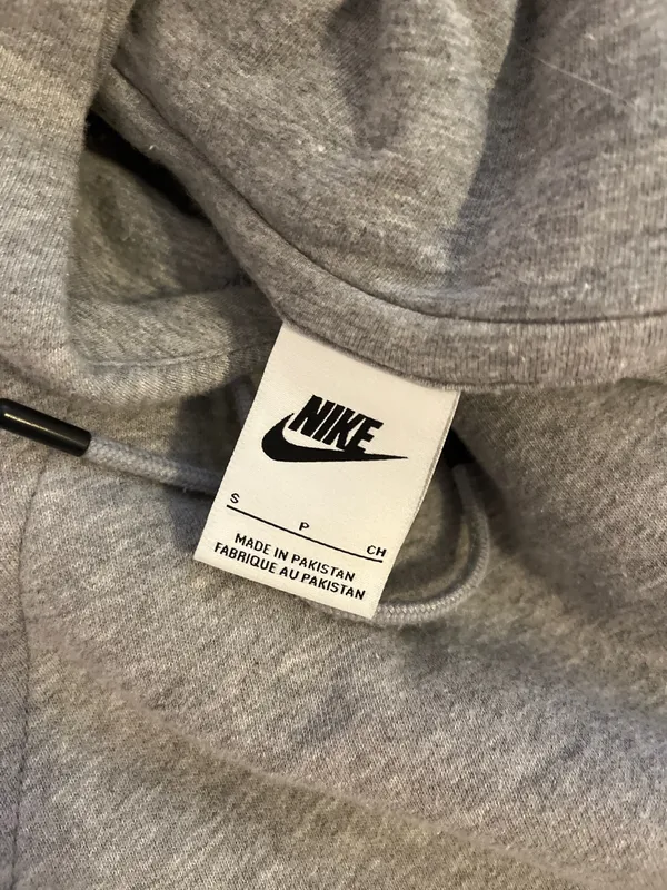 Gray Nike Hoodie - Image 3