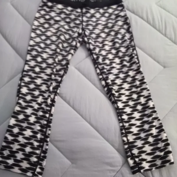 Nike Capri Leggins - Image 5