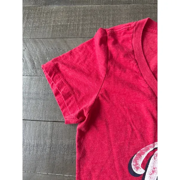 "Roll Tribe"‎ Women's Red Short Sleeve Tee Size Large - Image 5