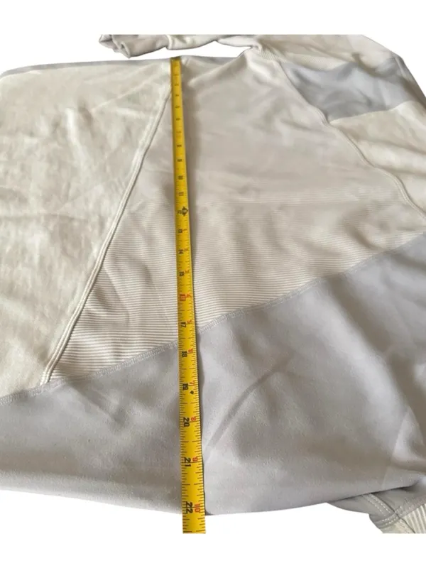 Lululemon Perfectly Oversized Patchwork Crewneck - Medium - Image 5
