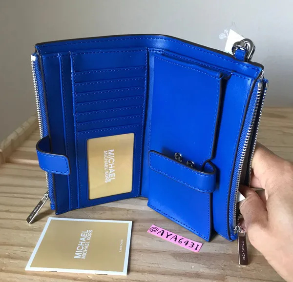 Michael Kors Wallet - Image 5
