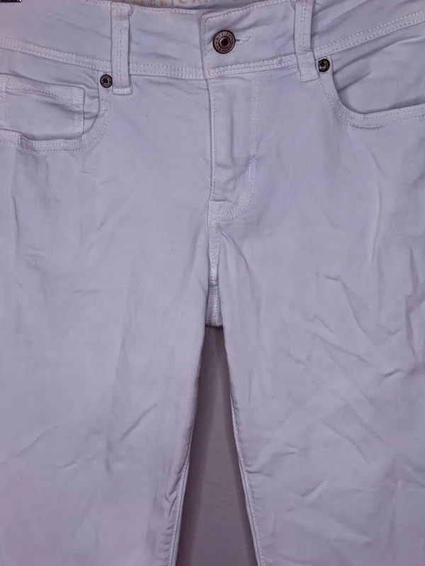 American Eagle White Jeans - Image 2