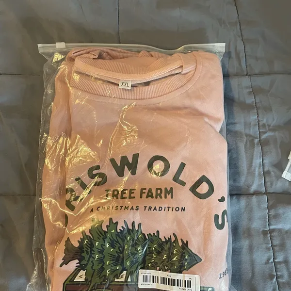 Sweatshirt Griswold Christmas XXL Pink new - Image 4