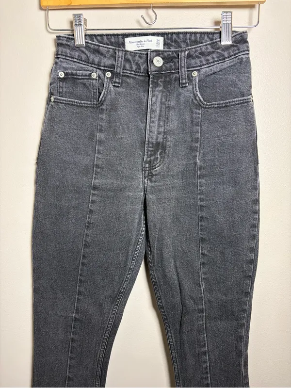 Abercrombie & Fitch The Skinny High Rise Jeans Curve Love - Image 5