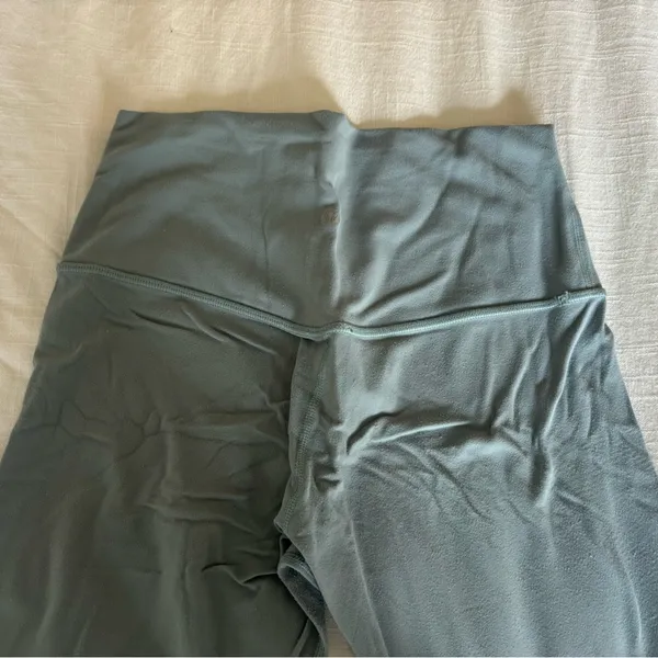 Light blue lululemon align legging - Image 4
