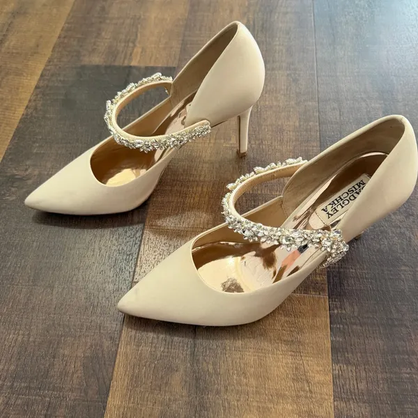 Badgley Mischka Esperanza Satin Crystal Embellished Heels Nude Size 8.5 - Image 8