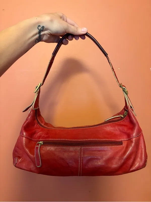 Stone Mountain Vintage Red Leather Barrel Bag - Image 10