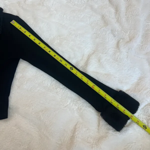 Black Faux Fur Trim Sleeves & Collar Button Up Crop Y2K 90s Style Sweater - Image 9