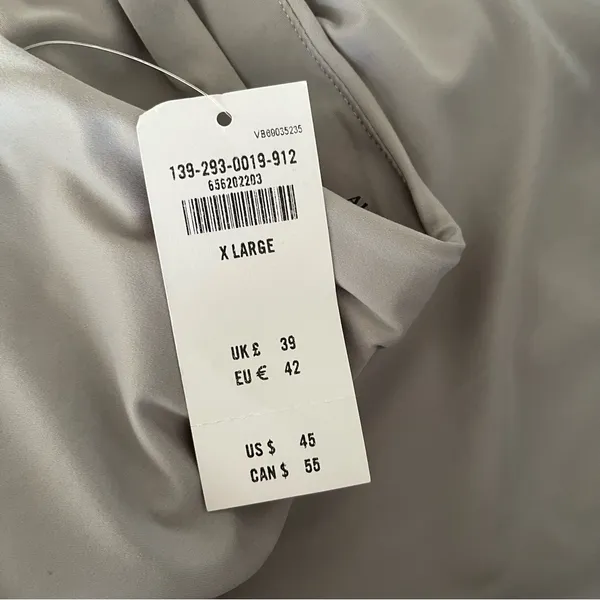 Abercrombie & Fitch Base Layer Crewneck Long Sleeve Gray Shirt XL NWT - Image 6