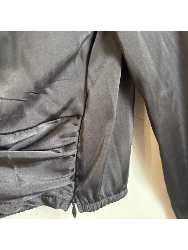 Signature 8 Black Satin Twist Front Cropped Blouse Long Sleeve Top Size M - Image 3