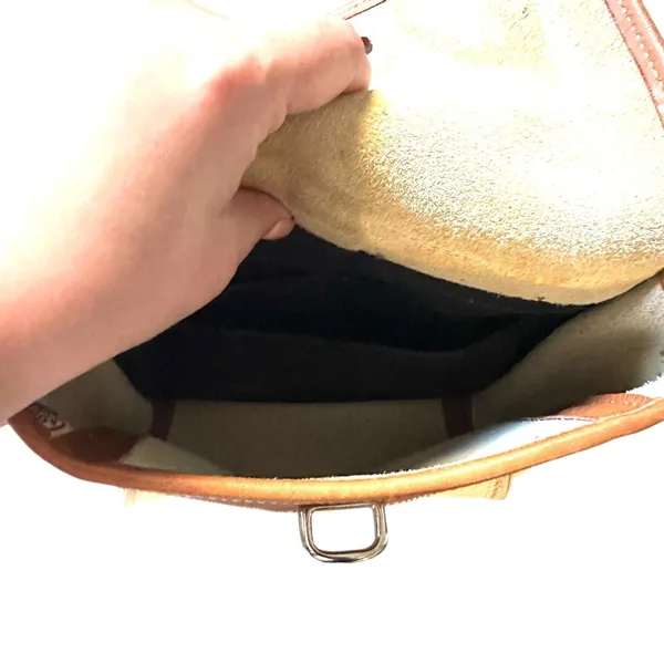 DOONEY & BOURKE Vintage Essex Crossbody Pebbled‎ Cream - Image 5