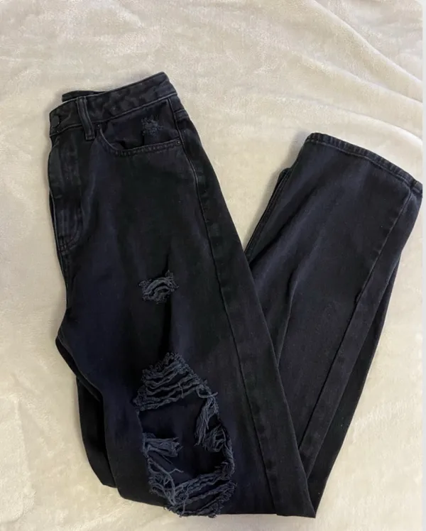 90s Boyfriend Jeans - Image 2
