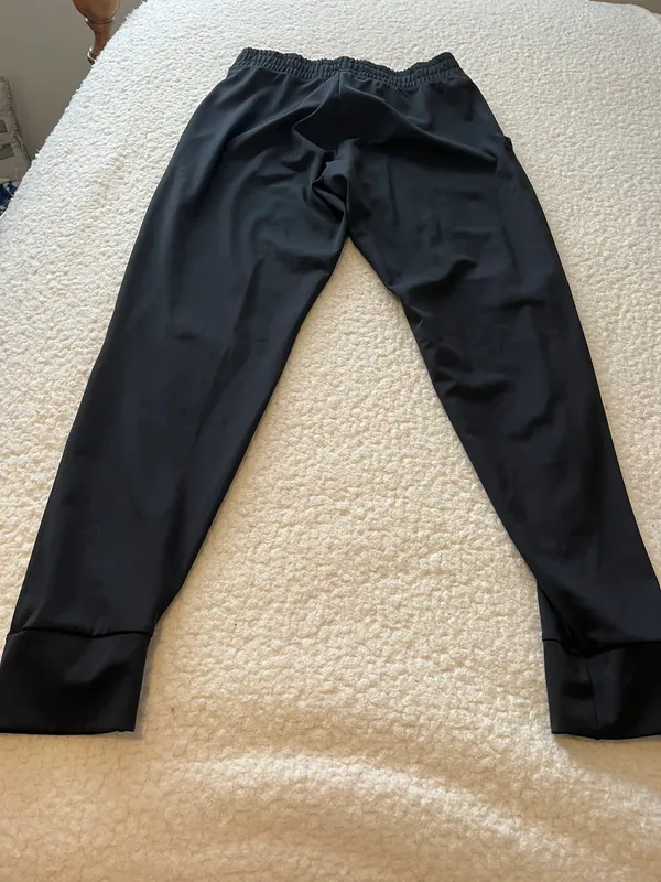 Victoria’s Secret PINK joggers - Image 4
