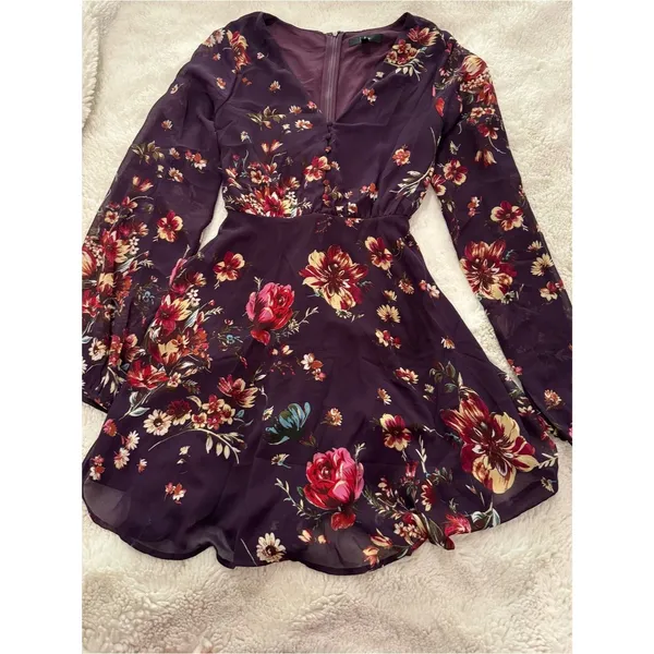 Lulu's Plum Floral V‑Neck Mini Dress - Image 2