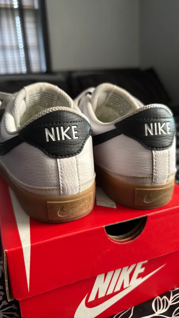 Nike Court Legacy Women’s Sneakers - Image 2