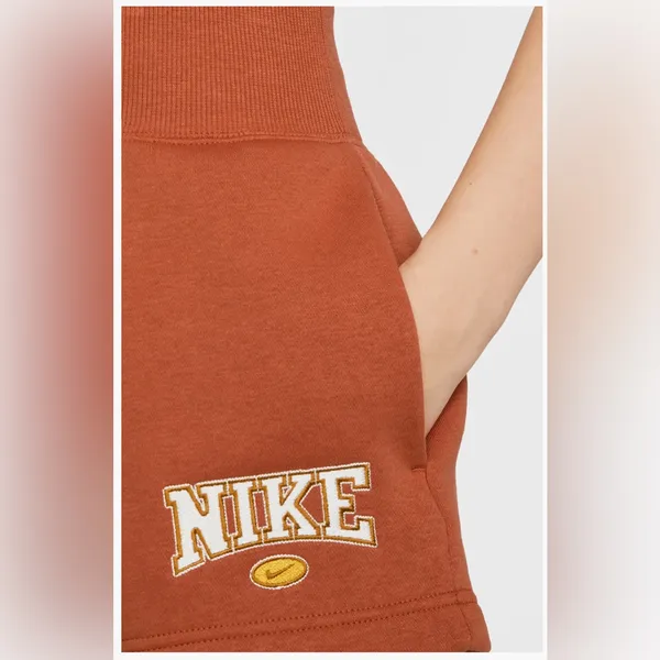 NIKE Women's Athletic Shorts in Rust Size Large - Image 7
