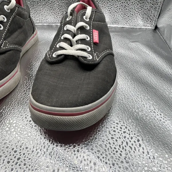 Vans‎ Women's Size 8 Gray Canvas Lace-Up Sneakers Pink Lining Casual Shoes - Image 6