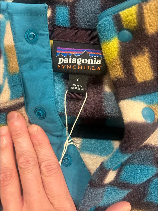 Patagonia Men's Lightweight Synchilla Snap-T Fleece Pullover  - Image 4