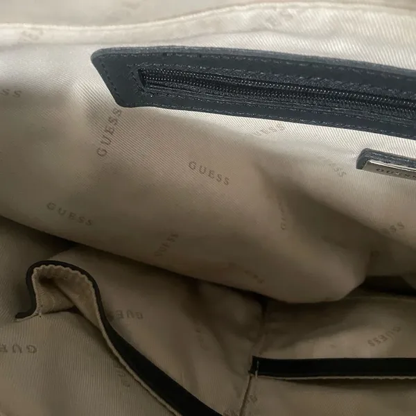 GUESS Black Women's Tote Bag - Image 3