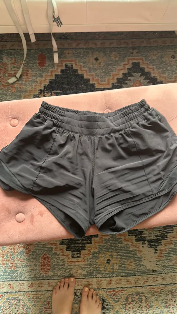 Lululemon Hotty Hot Short - Image 2