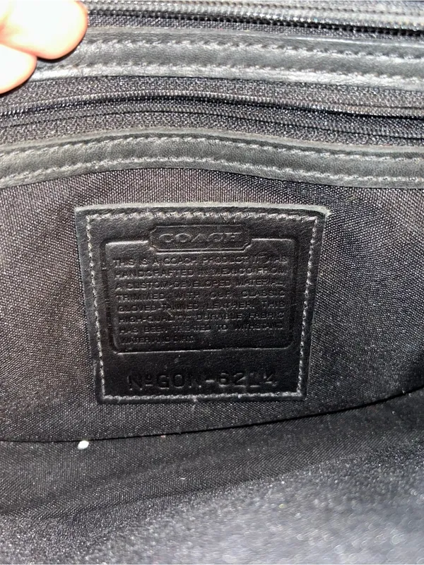 Vintage Coach 6214 Neo East West Zip Black Neoprene Leather Bag - Image 8