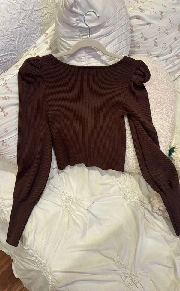 Long Sleeve Top Size L - Image 2