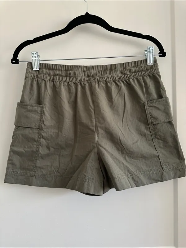 Zara army green cargo skort - Image 4