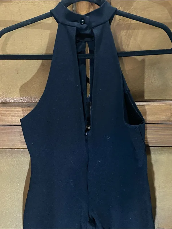 Solemio Elegant Black Backless Dress - Image 4