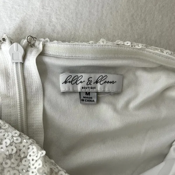 Bella & Bloom Sequin Satin Shoulder Tie Romper White Size M - Image 6
