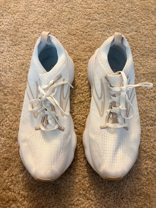 Brooks Glycerin StealthFit 20 Running Shoes – White/Khaki (Cream/Tan) - Image 6