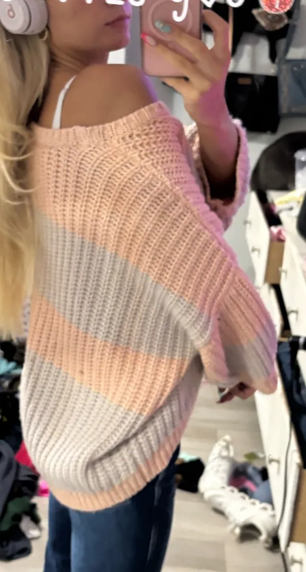 Victoria's Secret Sweater - Image 3