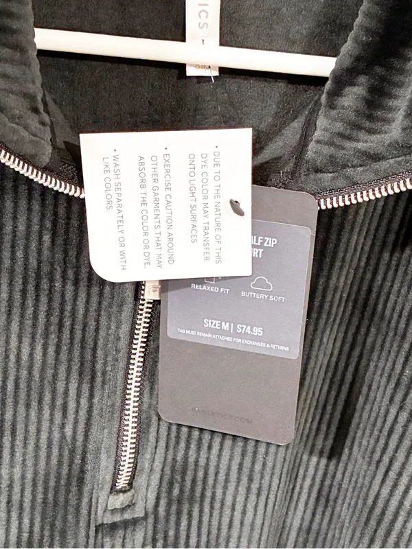 Fabletics Size Medium Black Plush Rib Half Zip Sweatshirt NEW - Image 4