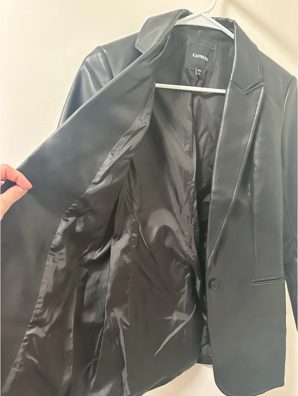 Faux leather blazer Express - Image 3