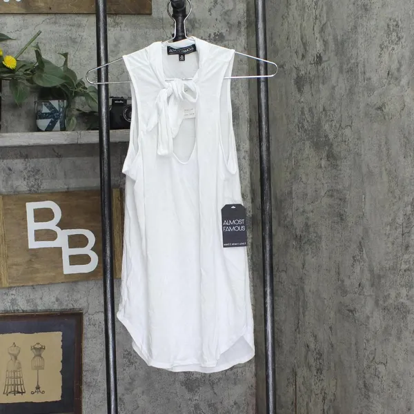 NWT Almost Famous Juniors Sleeveless Tie-Neck Tank Blouse Top White M - Image 2