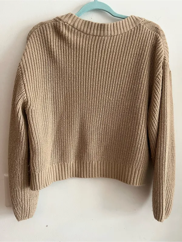 H&M Beige Cable Knit Cropped Button Front Cardigan Sweater Women’s Size L - Image 3