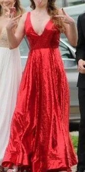 Red Sequin Prom Dress Size 4 - Image 6