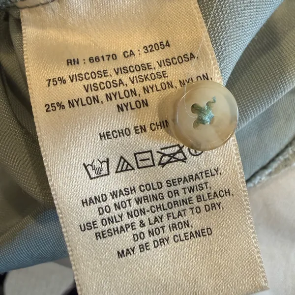 ANTHROPOLOGIE MAEVE Karina Velvet Button Down Top in Sage Green size 10‎ - Image 5