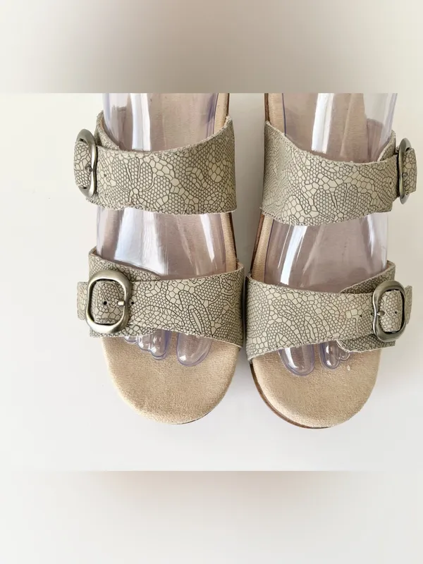 Dansko Sophie wedge sandals cream size 40 US 8.5 - Image 11