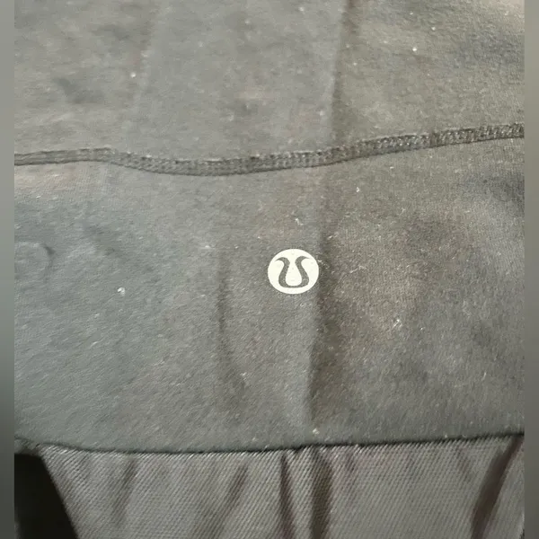 LULULEMON SCOOP NECK TANK TOP! - Image 3