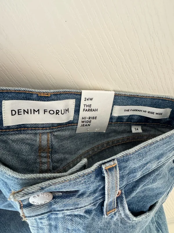 Aritzia Denim Forum The Farrah Hi-Rise Wide Jean in 7 Yrs Bleu Taboo - Image 6