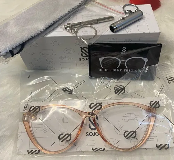 Light Pink Cat eye glasses with anti-blue light - Image 4