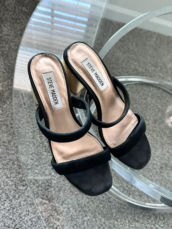 Steve Madden Black Suede Sandals Chunky Heel - Image 2