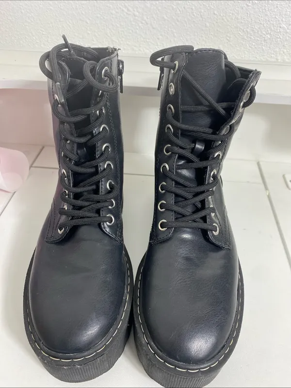 Divided Black Lace-Up Platform Boots Size 36 - Image 11