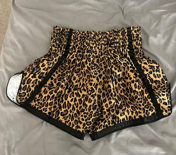 Fluory Shorts - Image 2