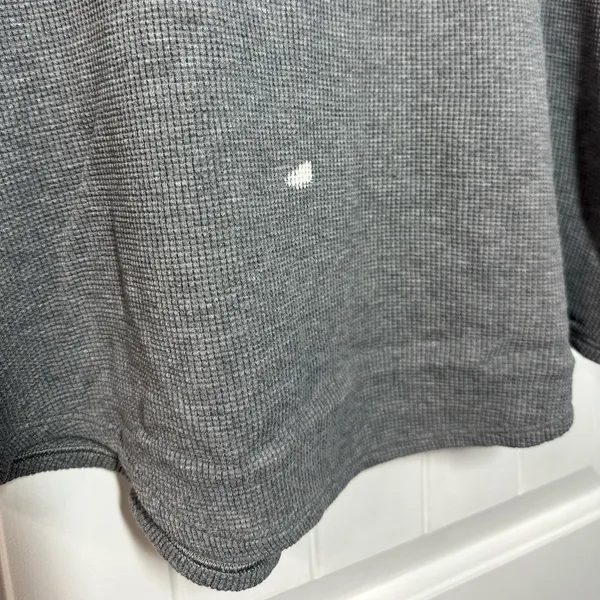 Lululemon Waffle Knit Grey T-shirt - Image 4