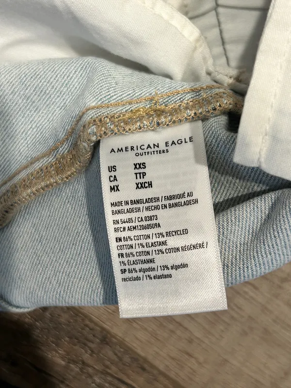 American Eagle Denim Button-Up Too - Image 5