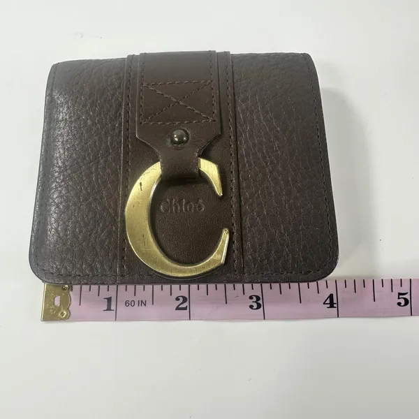 Chloé Wallet Womens One Size Brown Leather Chain C Logo Trifold Wristlet - Image 15